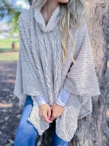 Soft Knit Pocket Kimono With Fring