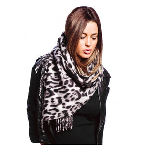 Soft Oblong Leopard Scarf