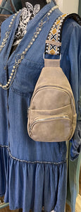 CROSS BODY PURSE TAUPE