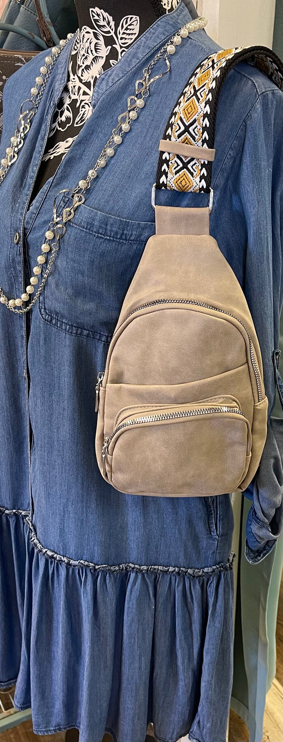 CROSS BODY PURSE TAUPE